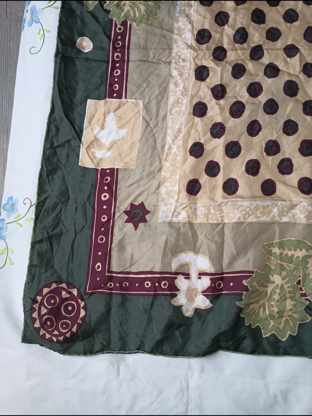 Esprit Silk scarf - Picture 4 of 7